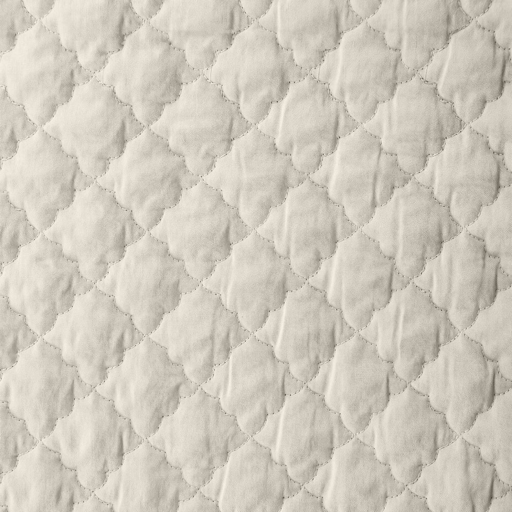 Clay Whisper Soft Premium Cotton Quilt Ivory-Quilts & Comforters