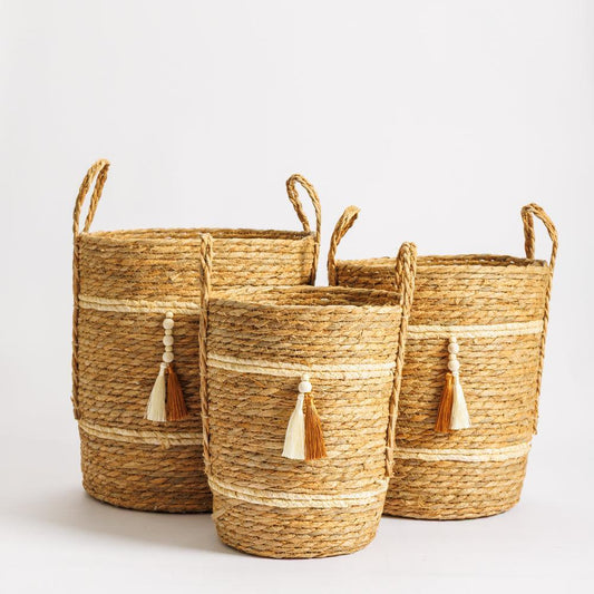 Home.Life Bulrush Maize Two Tone Tassel Basket Natural-Storage Baskets