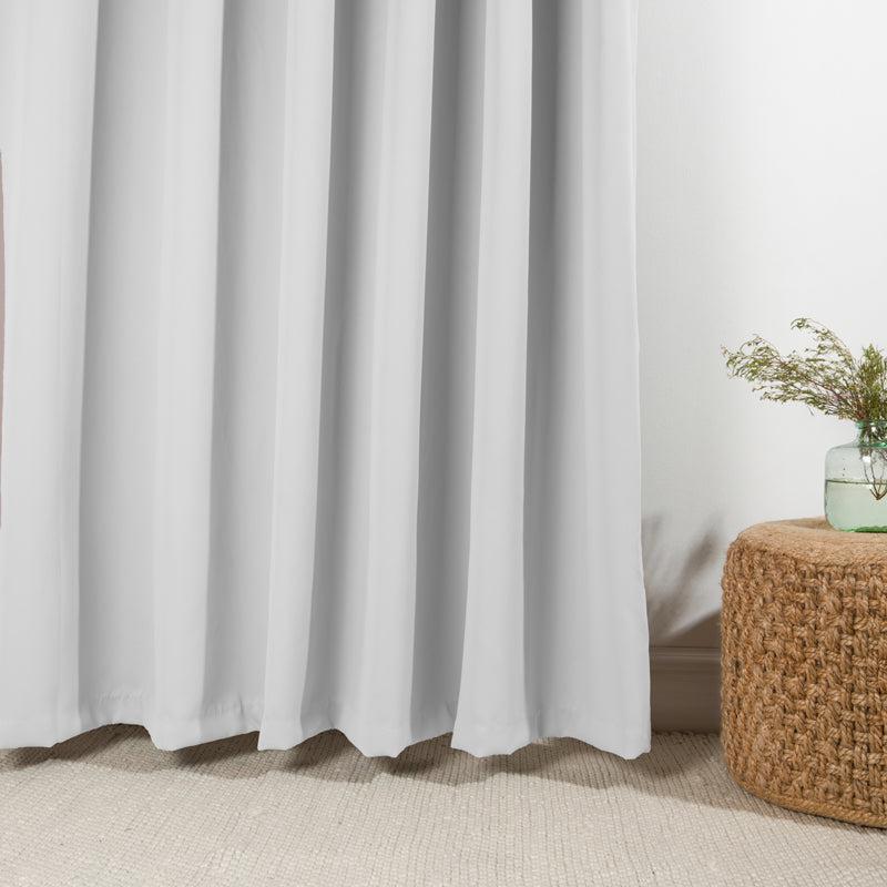 HOME.LIFE Woven Blockout Eyelet Curtain - White