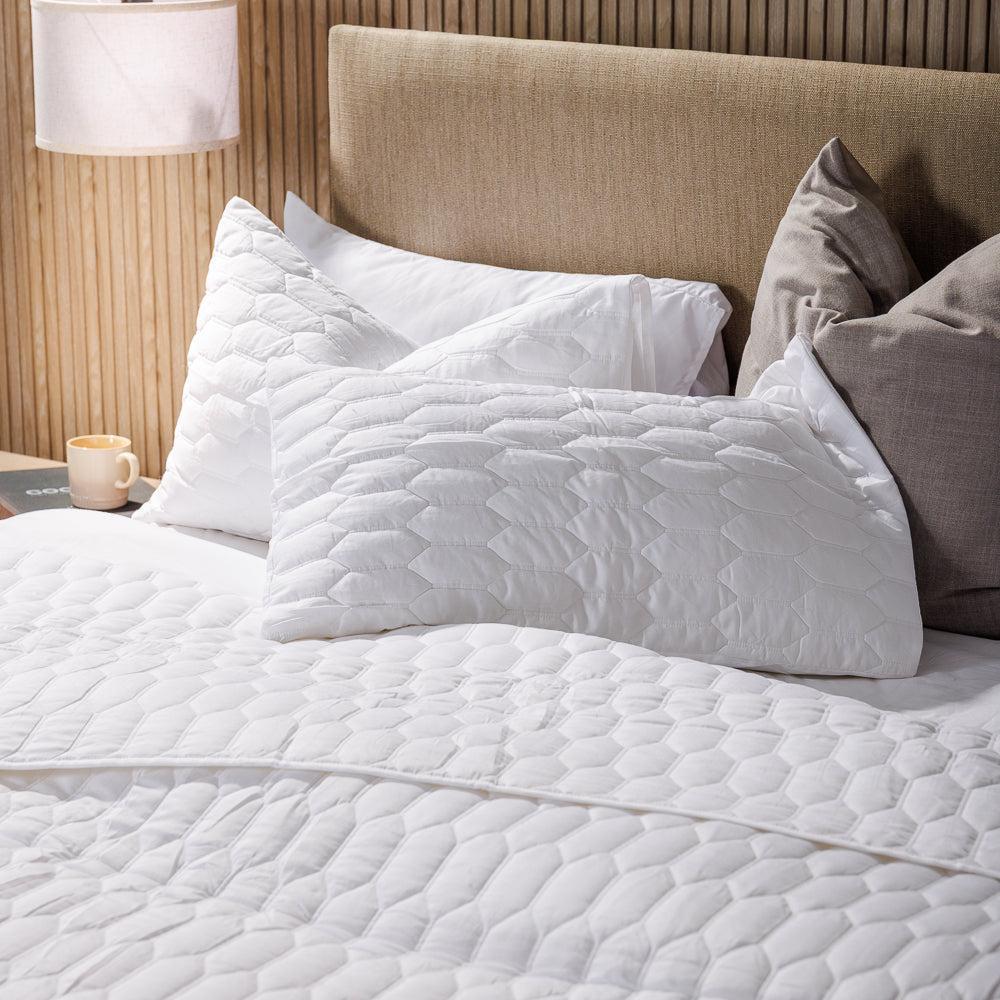Loam Whisper Soft Premium Cotton Quilt White-Quilts & Comforters