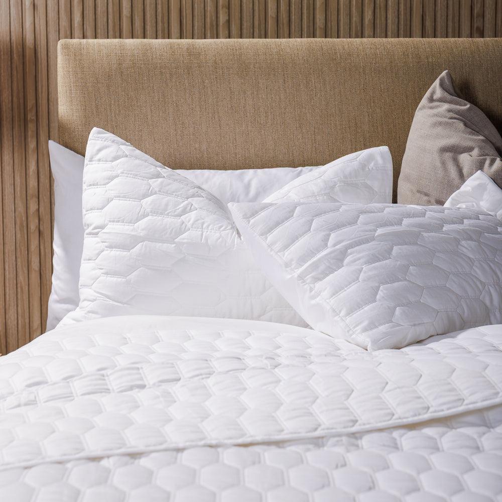 Loam Whisper Soft Premium Cotton Quilt White-Quilts & Comforters