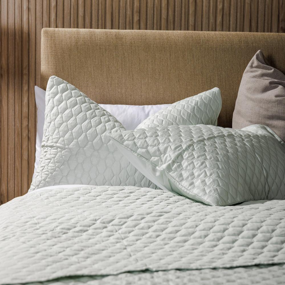 Mist Whisper Soft Premium Cotton Quilt Duck Egg-Quilts & Comforters