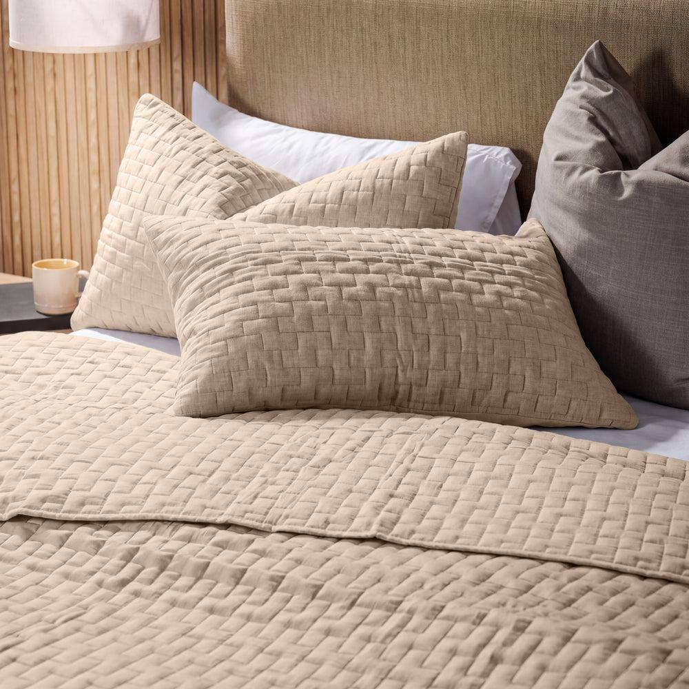 Tide Whisper Soft Premium Cotton Quilt Oatmeal-Quilts & Comforters