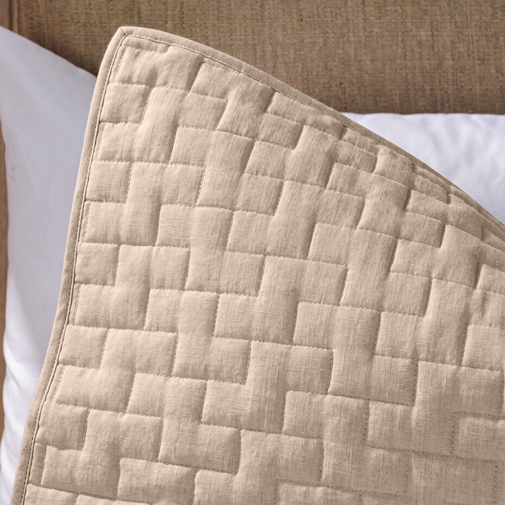 Tide Whisper Soft Premium Cotton Quilt Oatmeal-Quilts & Comforters
