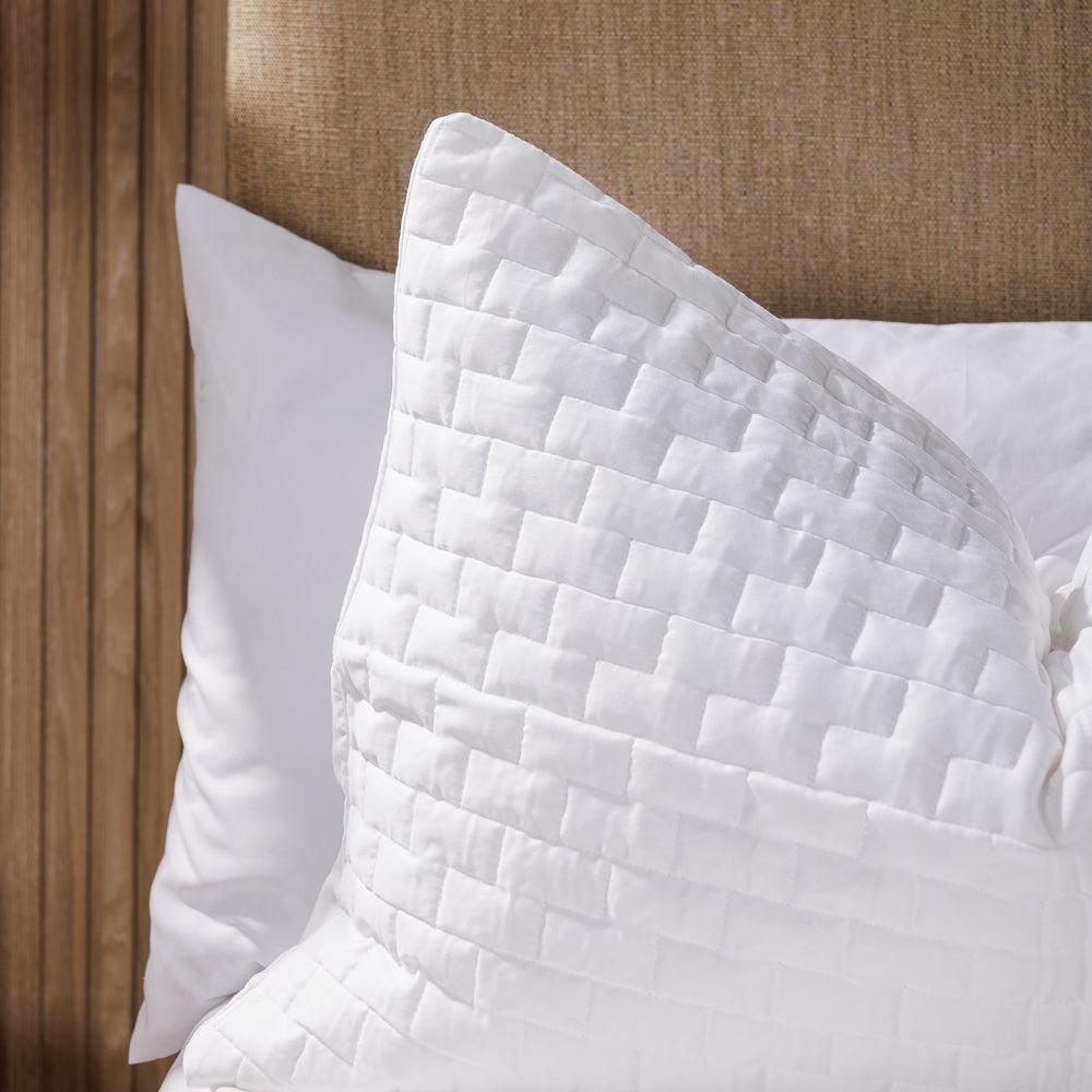 Tide Whisper Soft Premium Cotton Quilt White-Quilts & Comforters